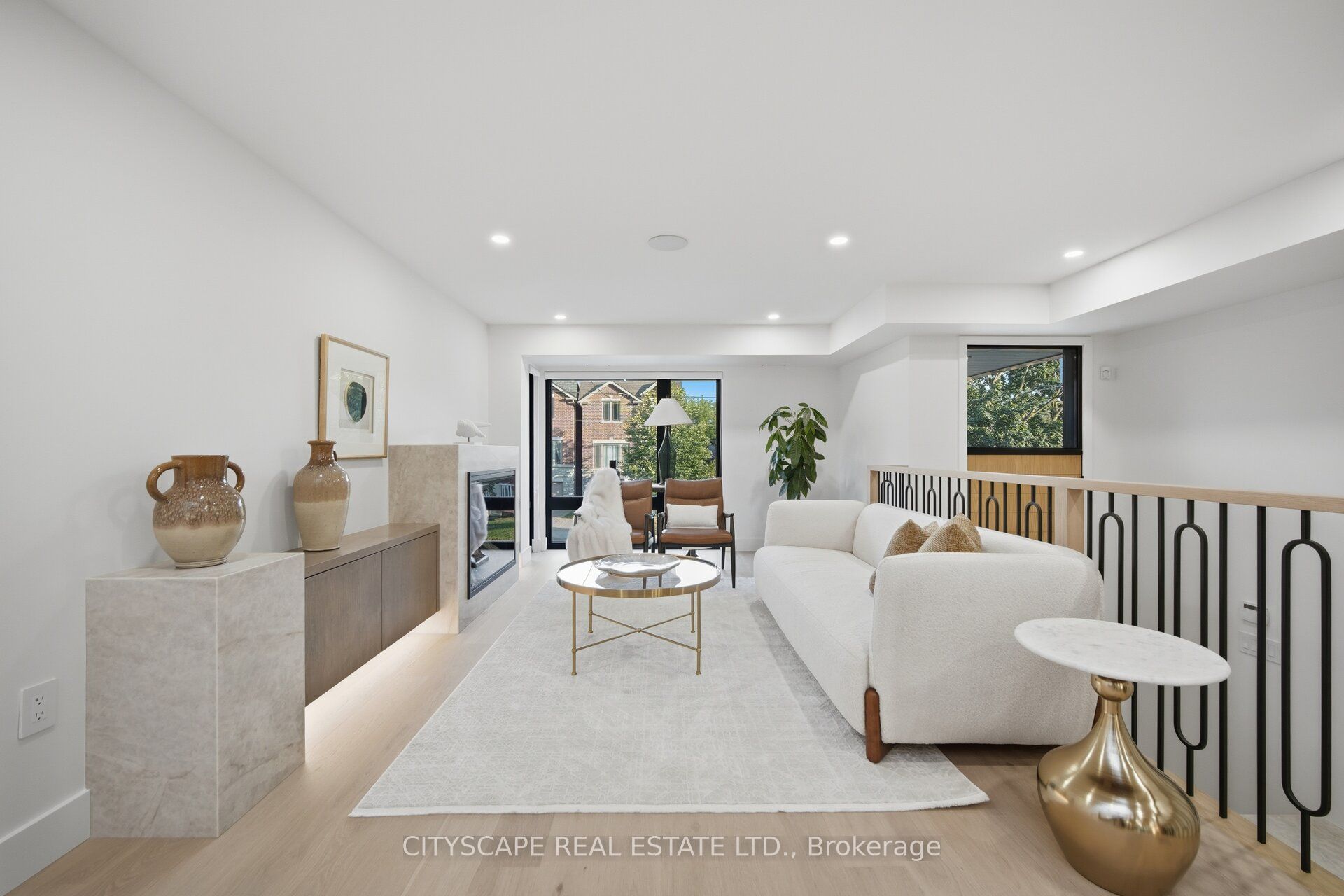 10a Holmstead Avenue Property Photo 20