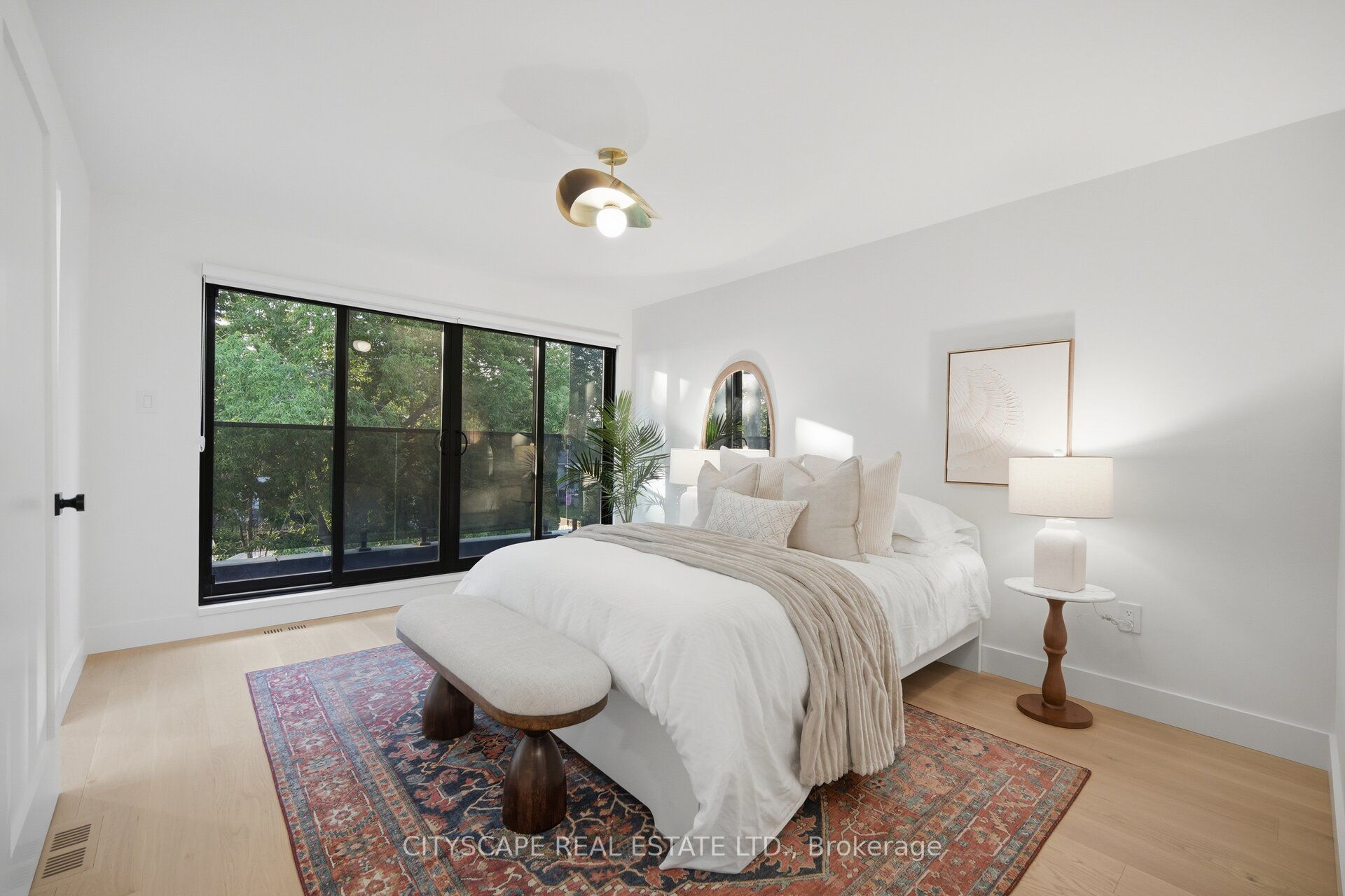 10a Holmstead Avenue Property Photo 26