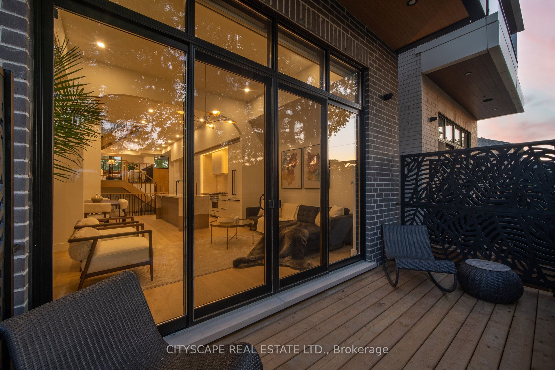 10a Holmstead Avenue Property Photo 44