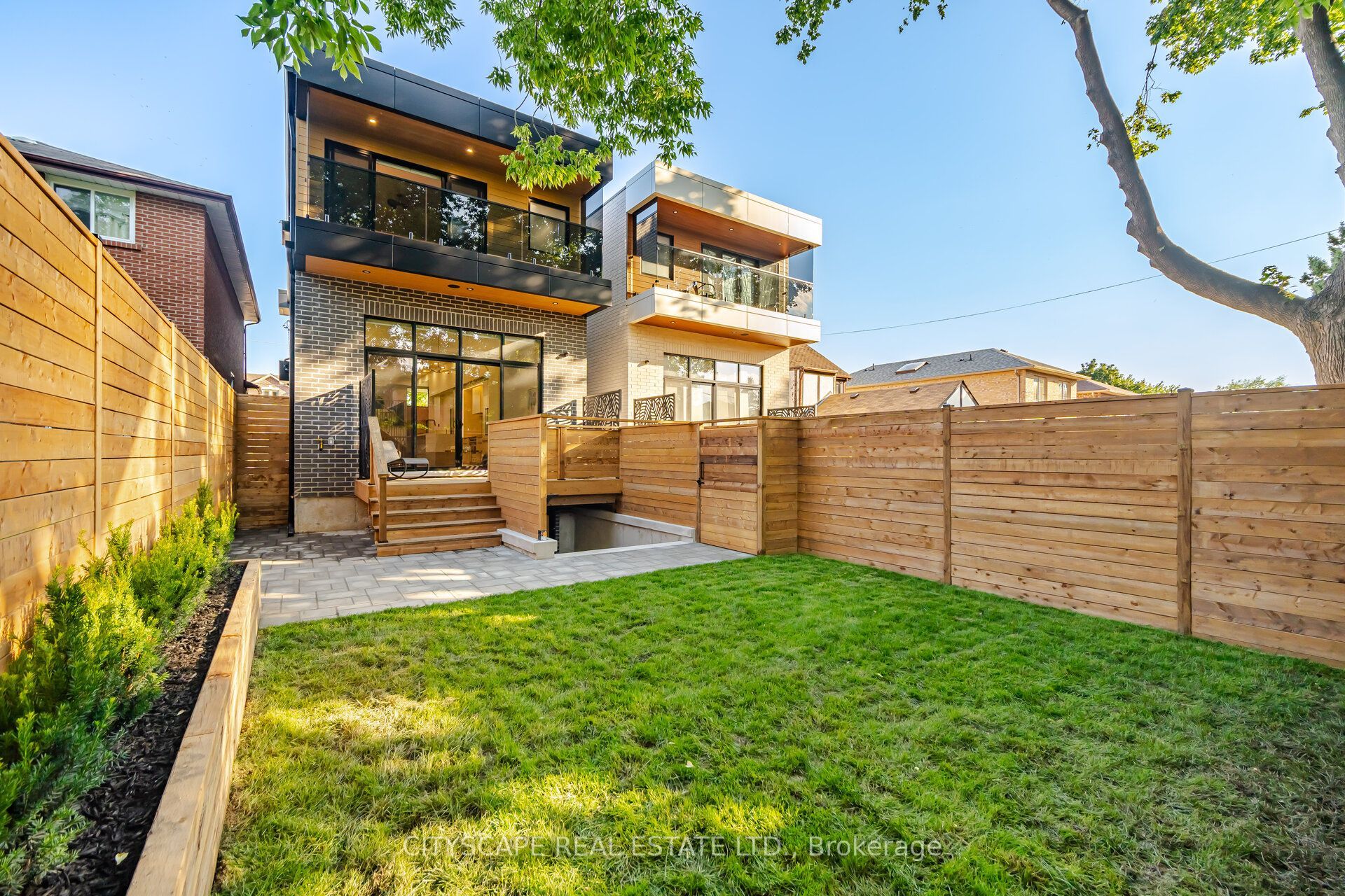 10a Holmstead Avenue Property Photo 48