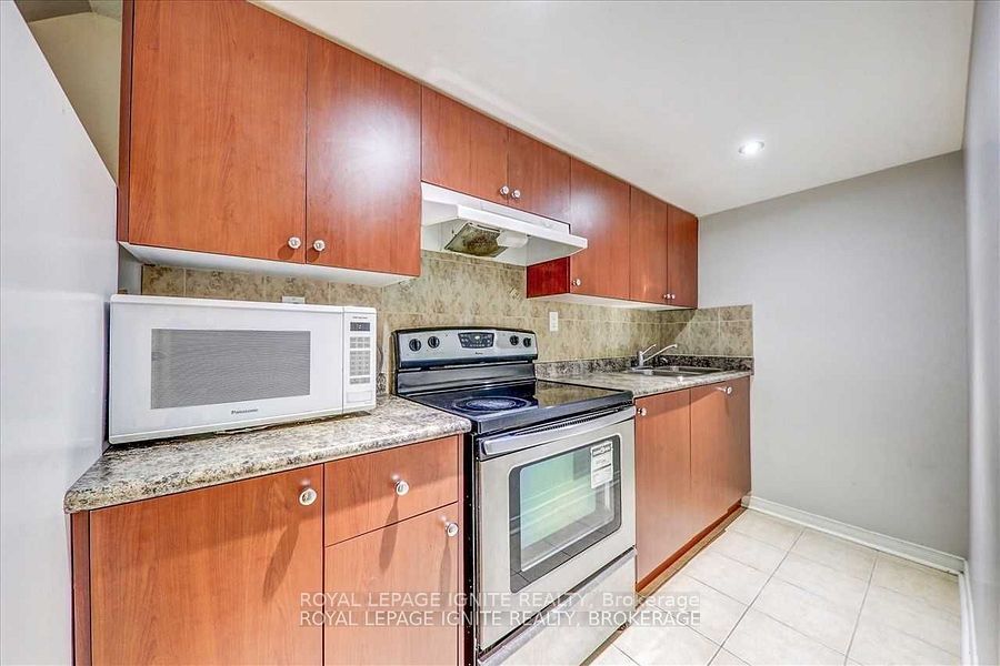32 Lansbury Drive Bsmt Property Photo 14