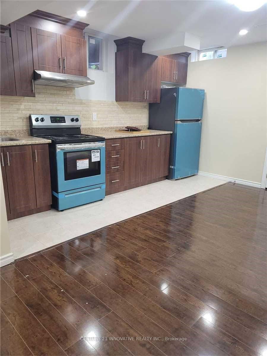 14 Whitbread Crescent Property Photo 4