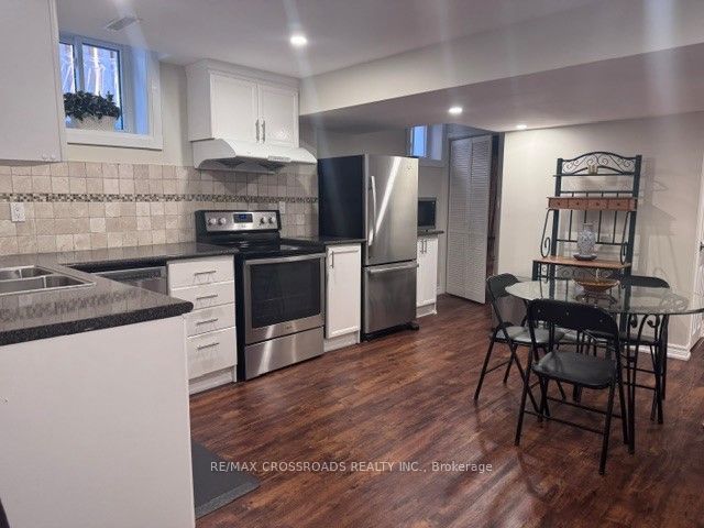 61 Silverbirch Place Property Photo 25