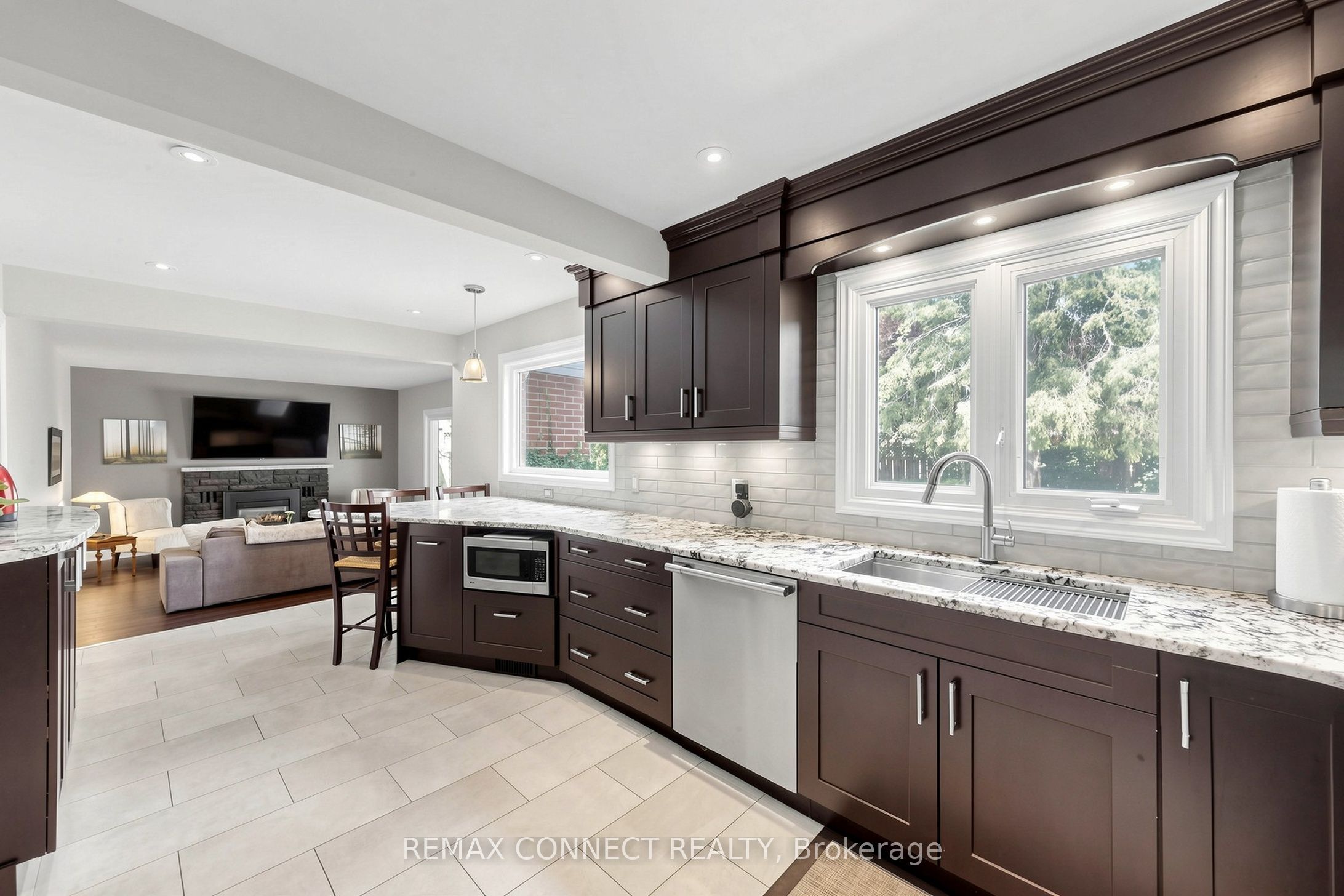 15 Satchell Boulevard Property Photo 7