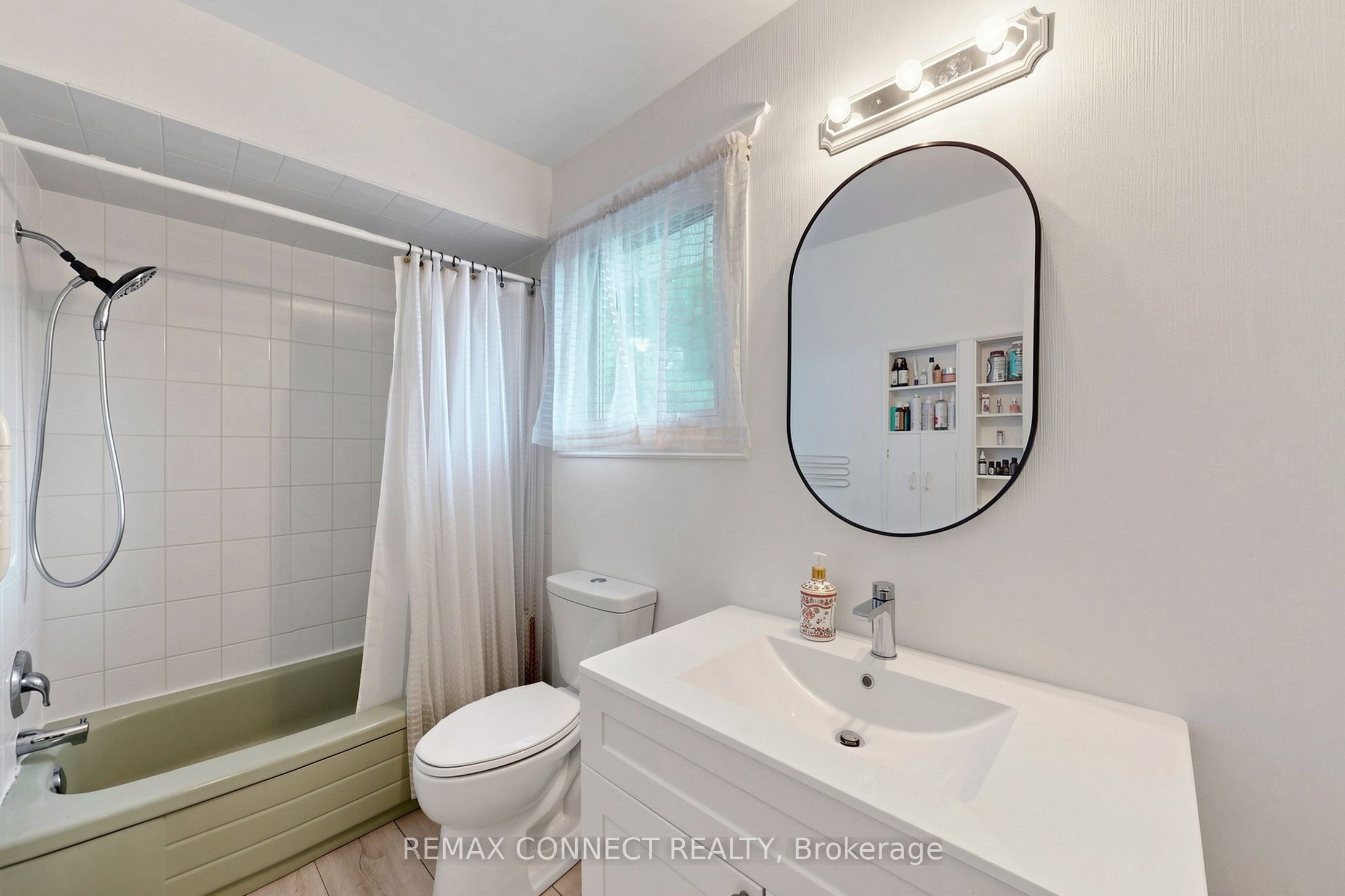15 Satchell Boulevard Property Photo 17