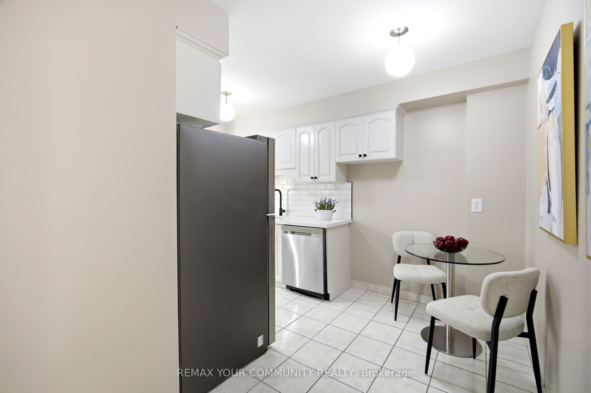 80 Dundalk Drive 32 Property Photo 16