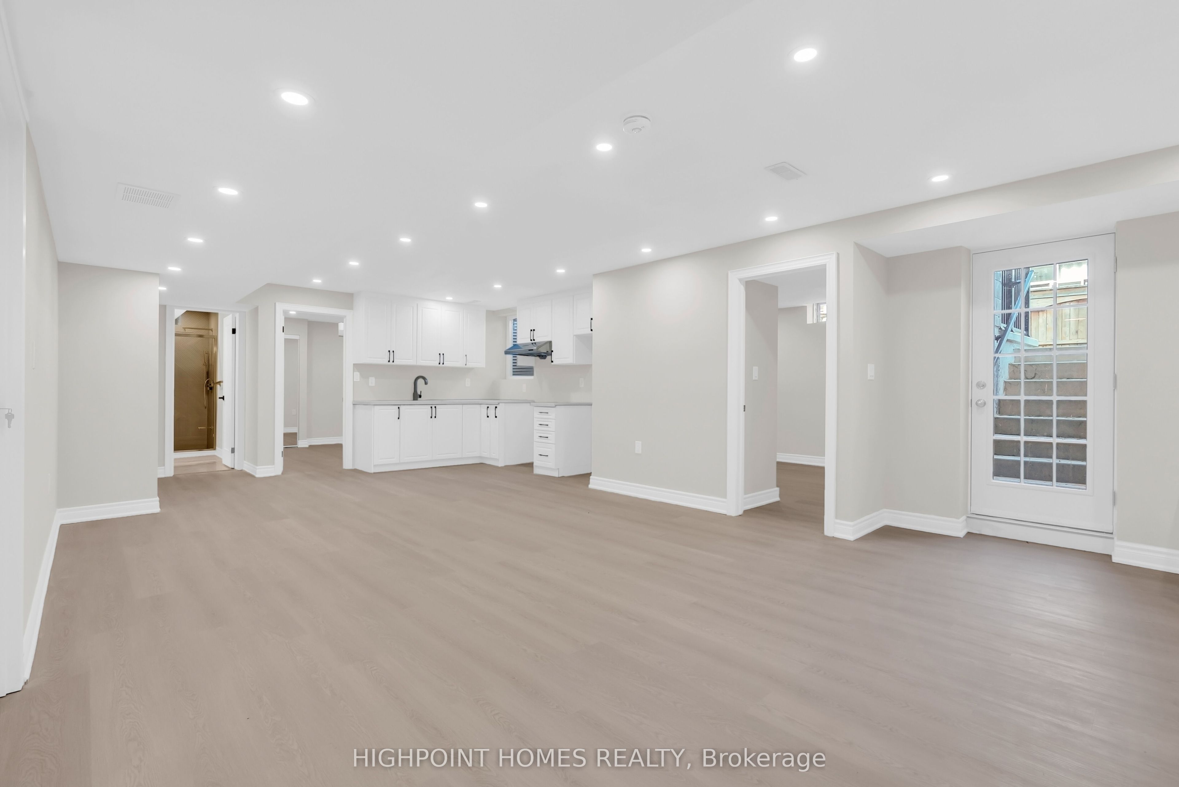 865 Riverside Drive Property Photo 40