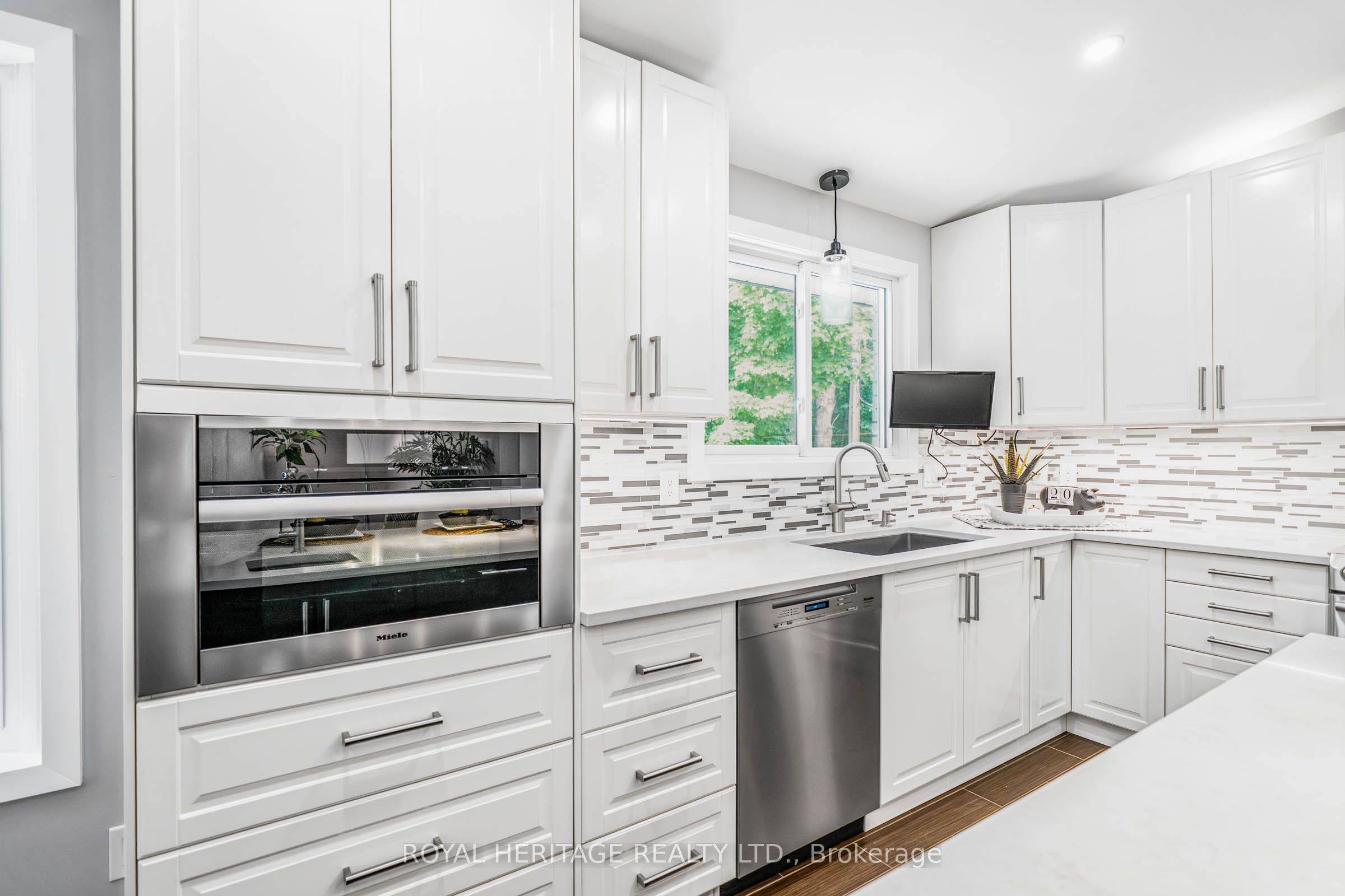 5260 Coronation Road Property Photo 19