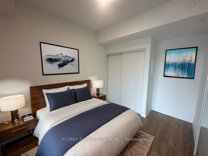 150 Logan Avenue 542 Property Photo 6
