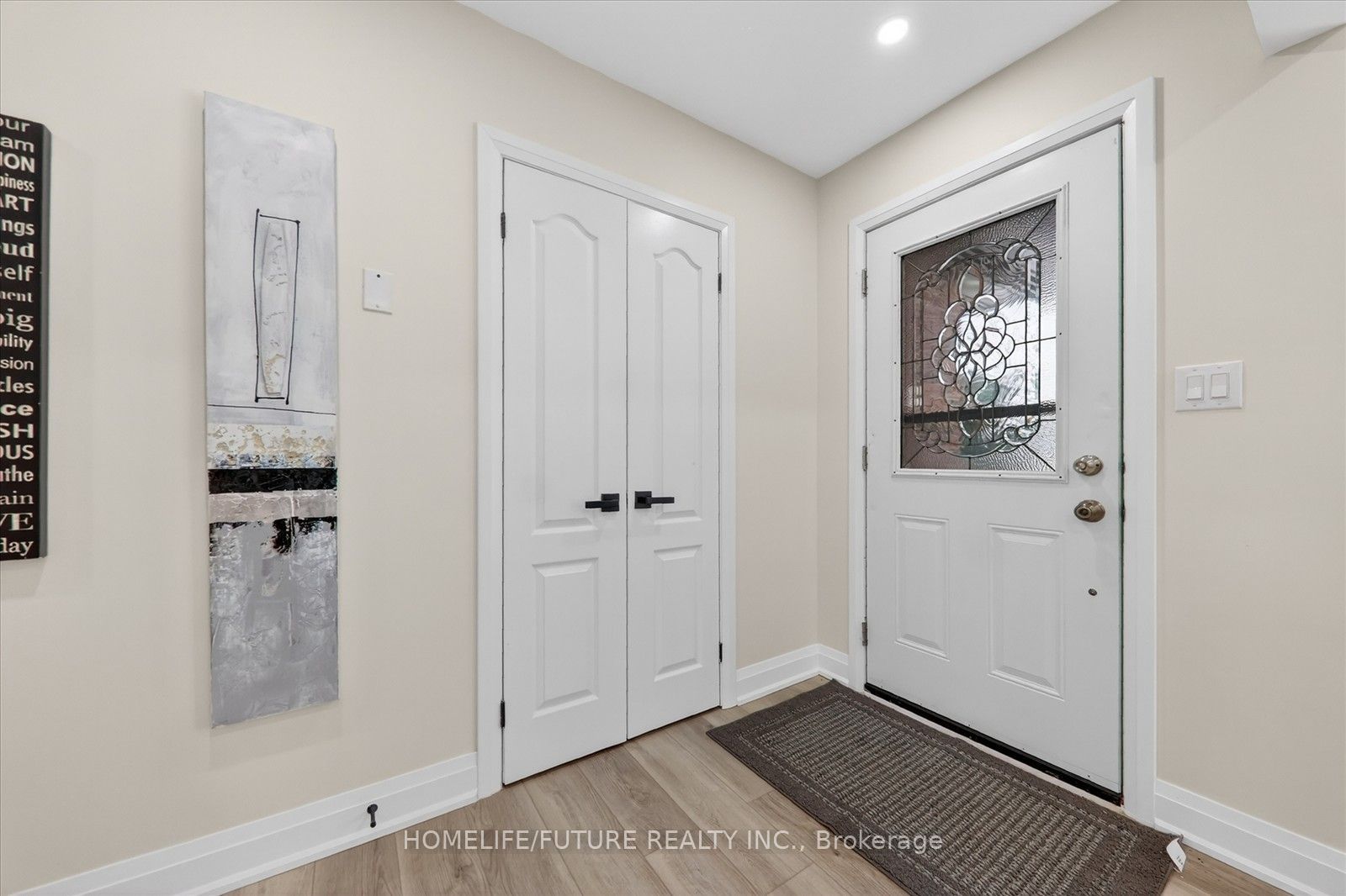 2111 Prestonvale Road Property Photo 6