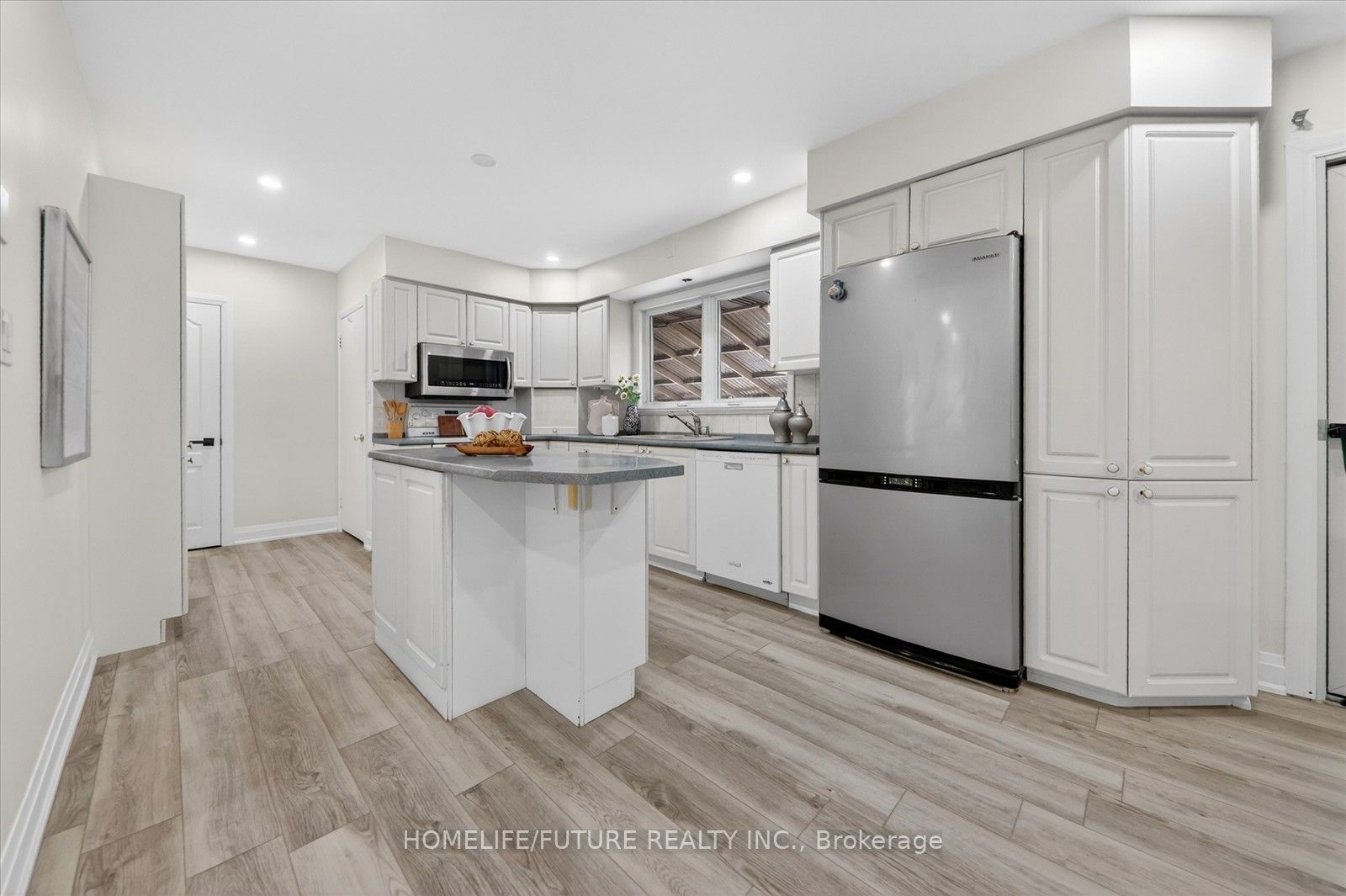 2111 Prestonvale Road Property Photo 12