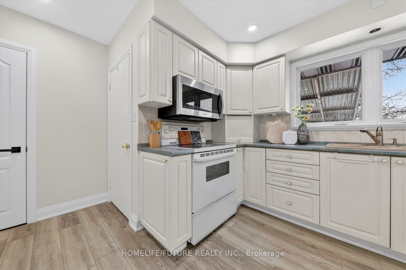2111 Prestonvale Road Property Photo 14