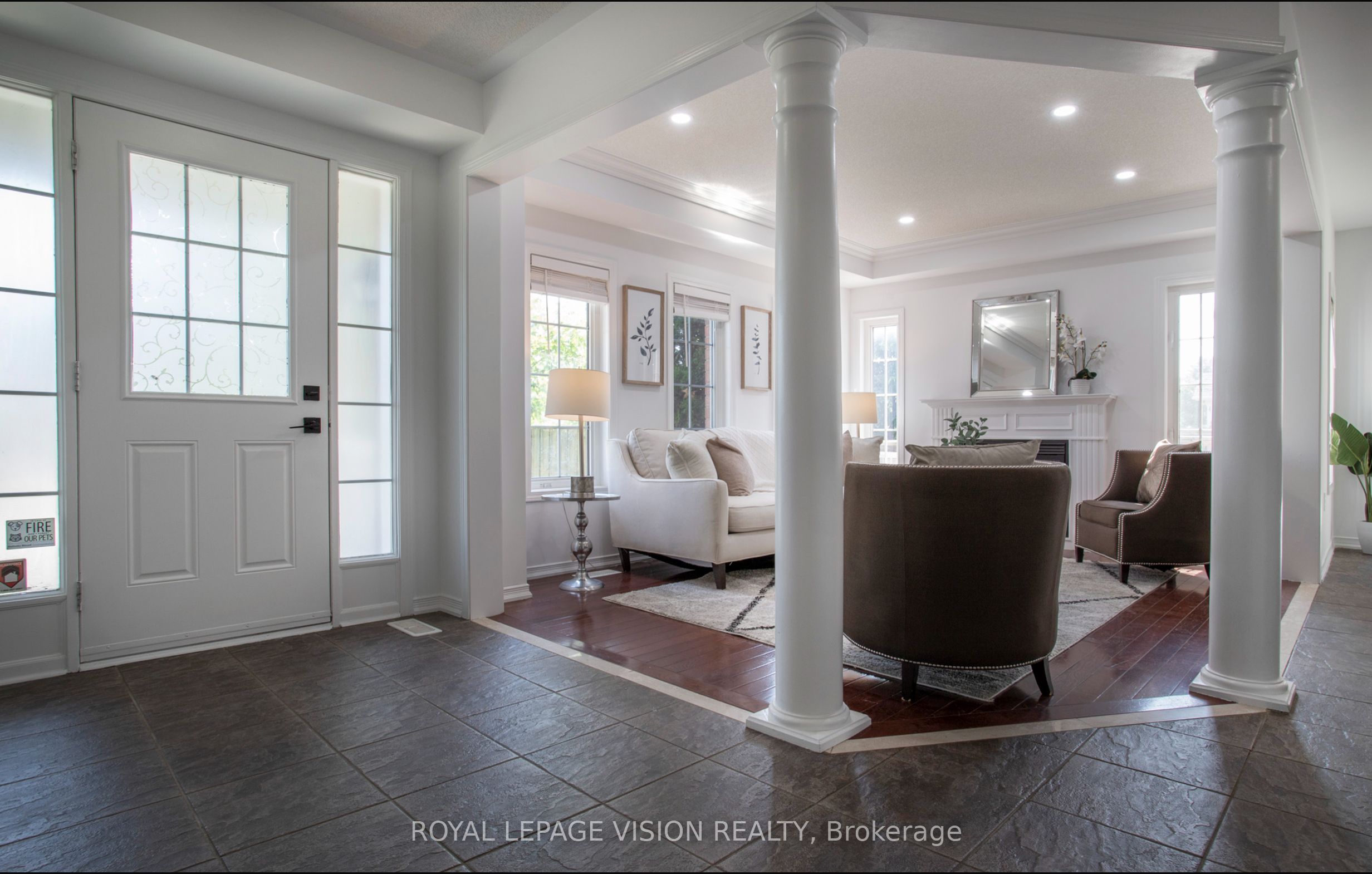 2 Laprade Square Property Photo 4