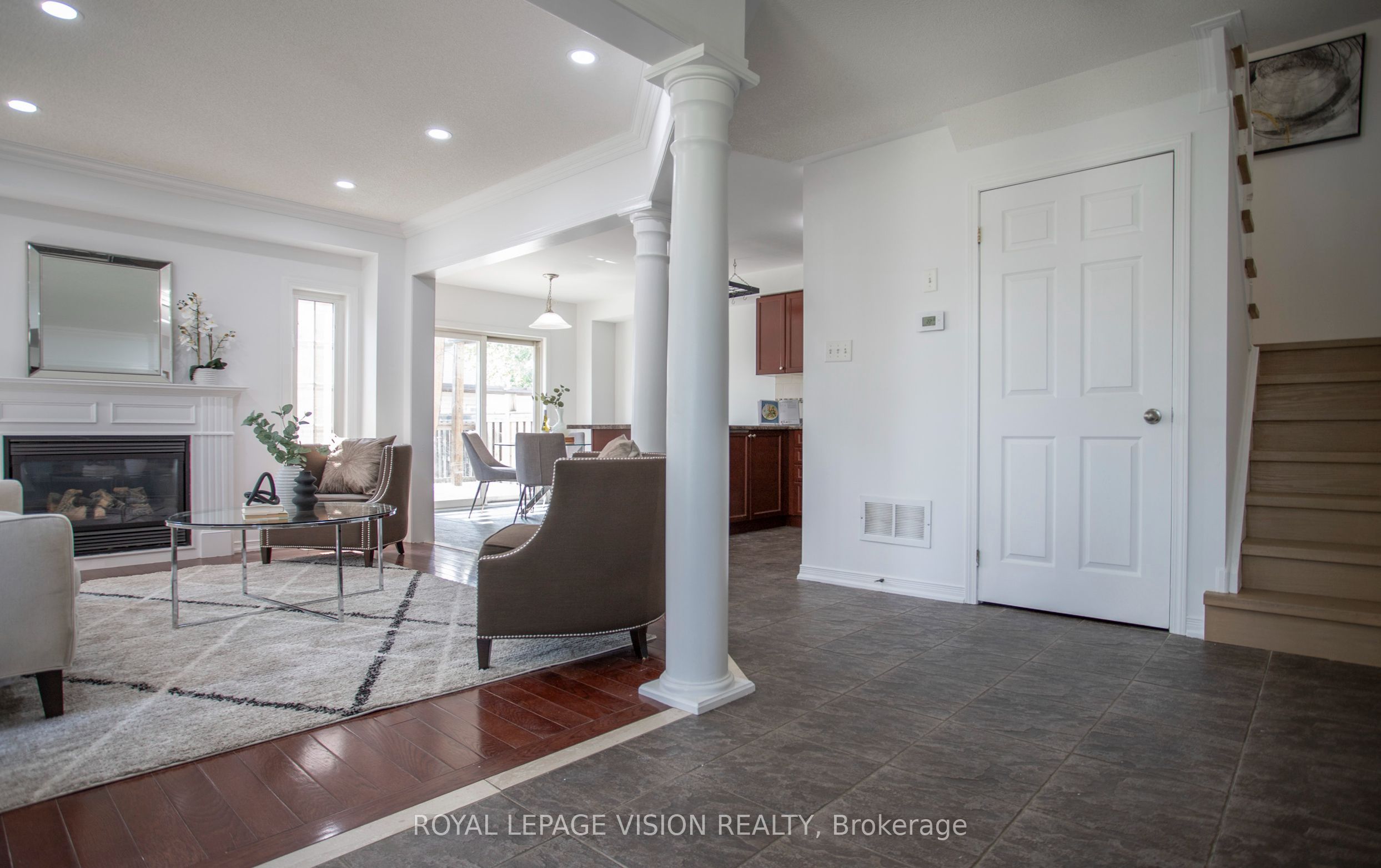 2 Laprade Square Property Photo 6