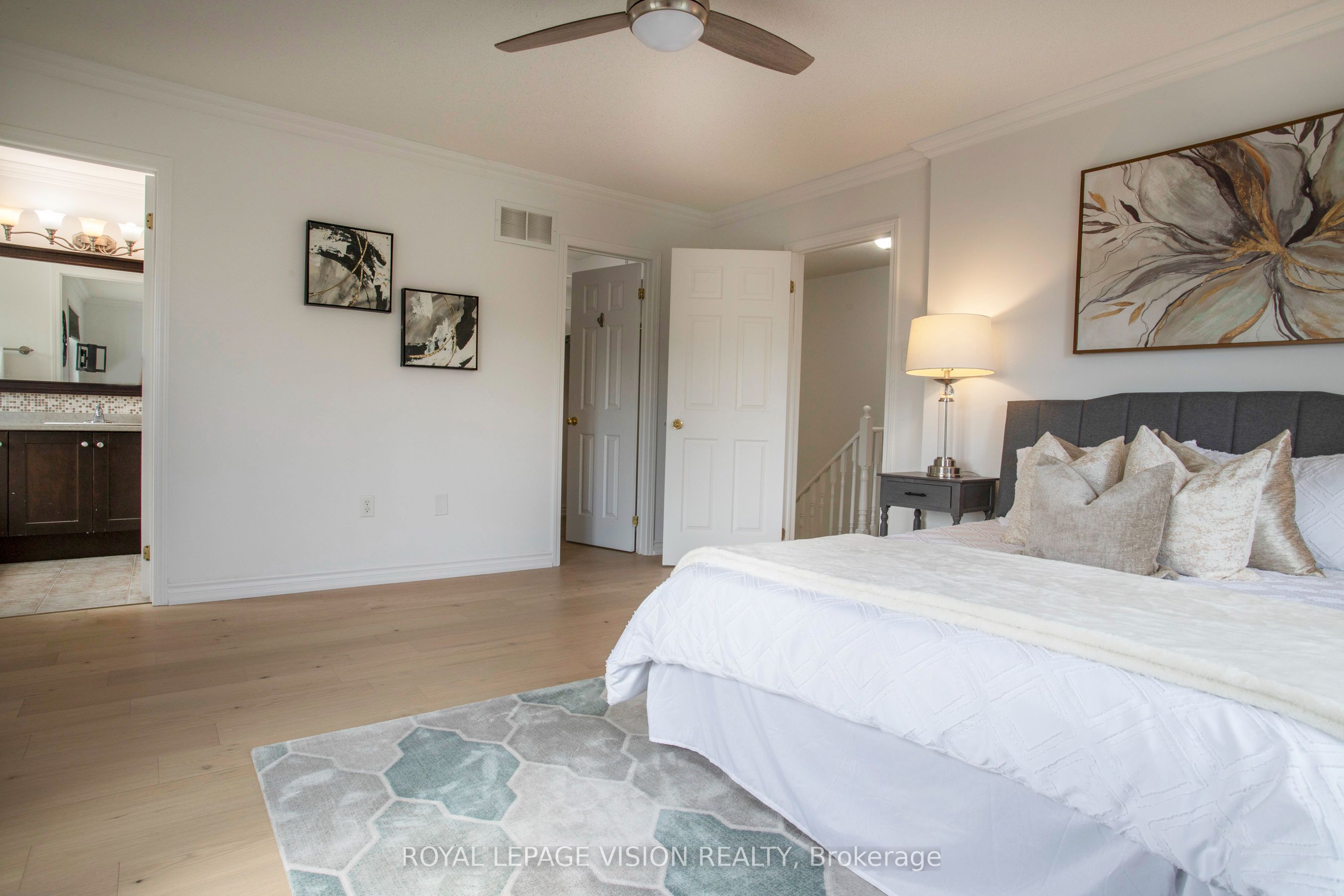2 Laprade Square Property Photo 20