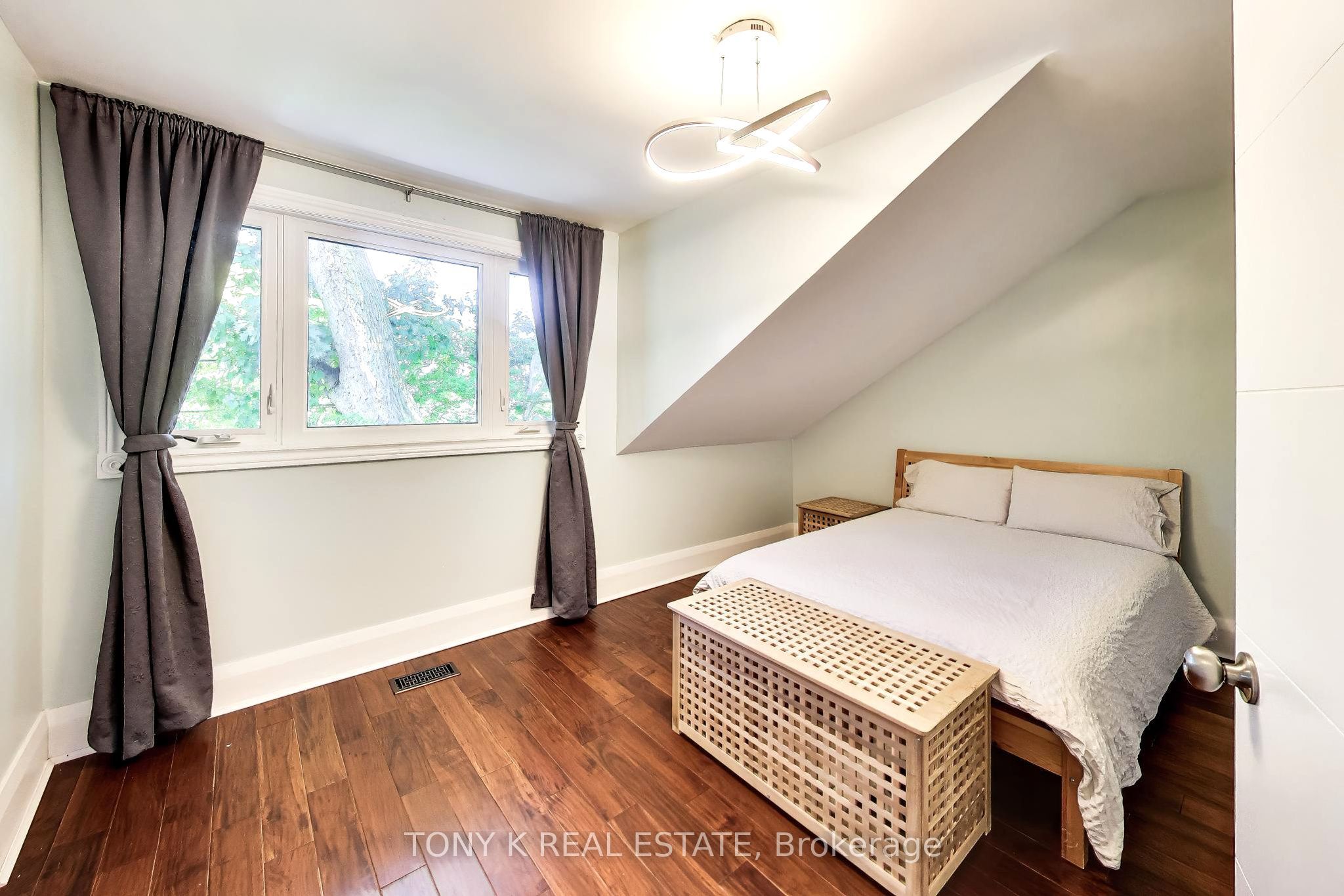 111 Eastwood Avenue Property Photo 22