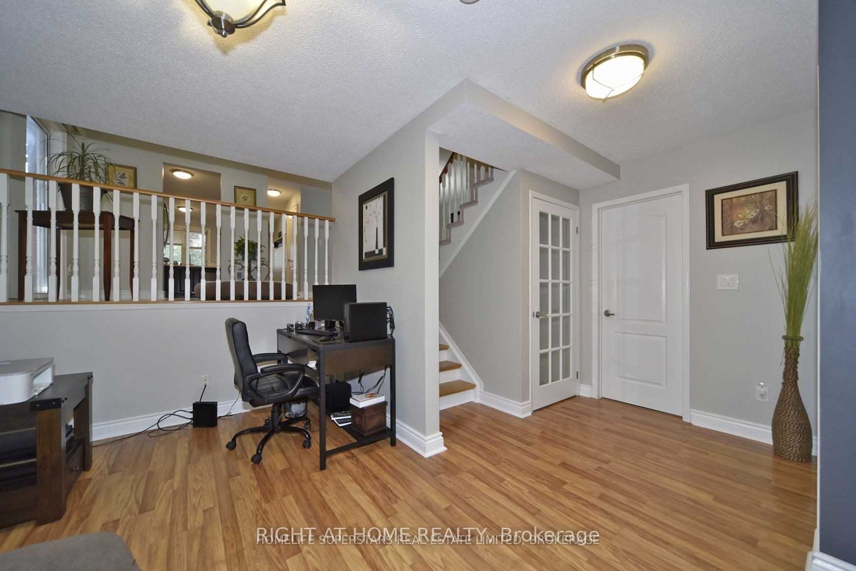 1434 Largo Crescent Property Photo 15
