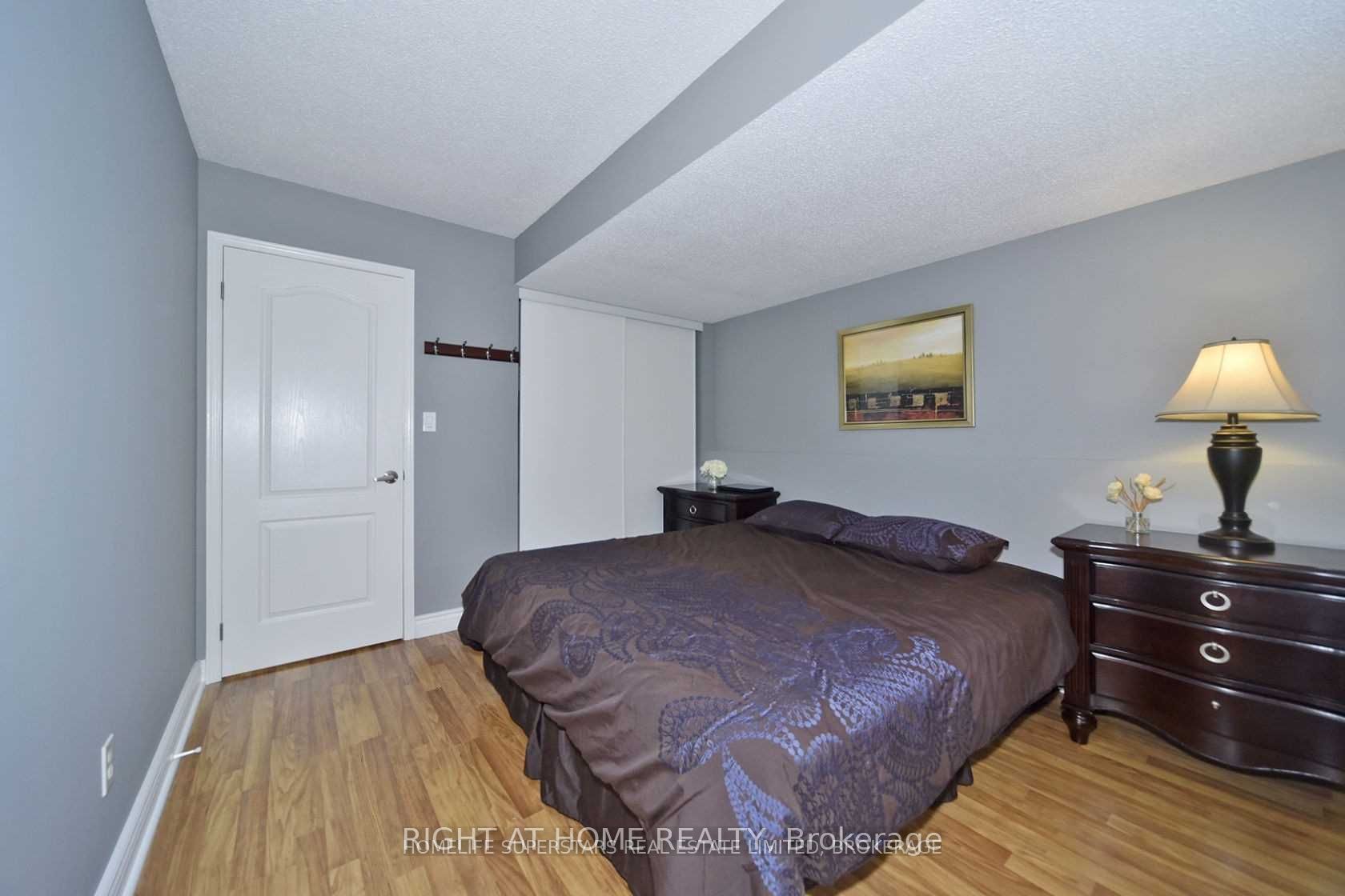 1434 Largo Crescent Property Photo 21