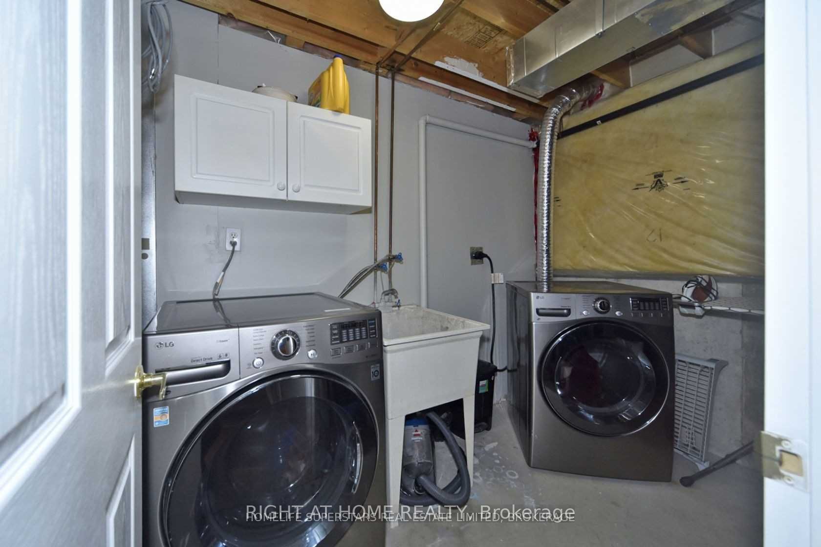 1434 Largo Crescent Property Photo 30