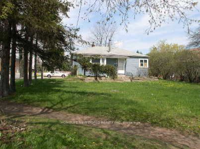 4240* Lawrence Avenue Property Photo 3