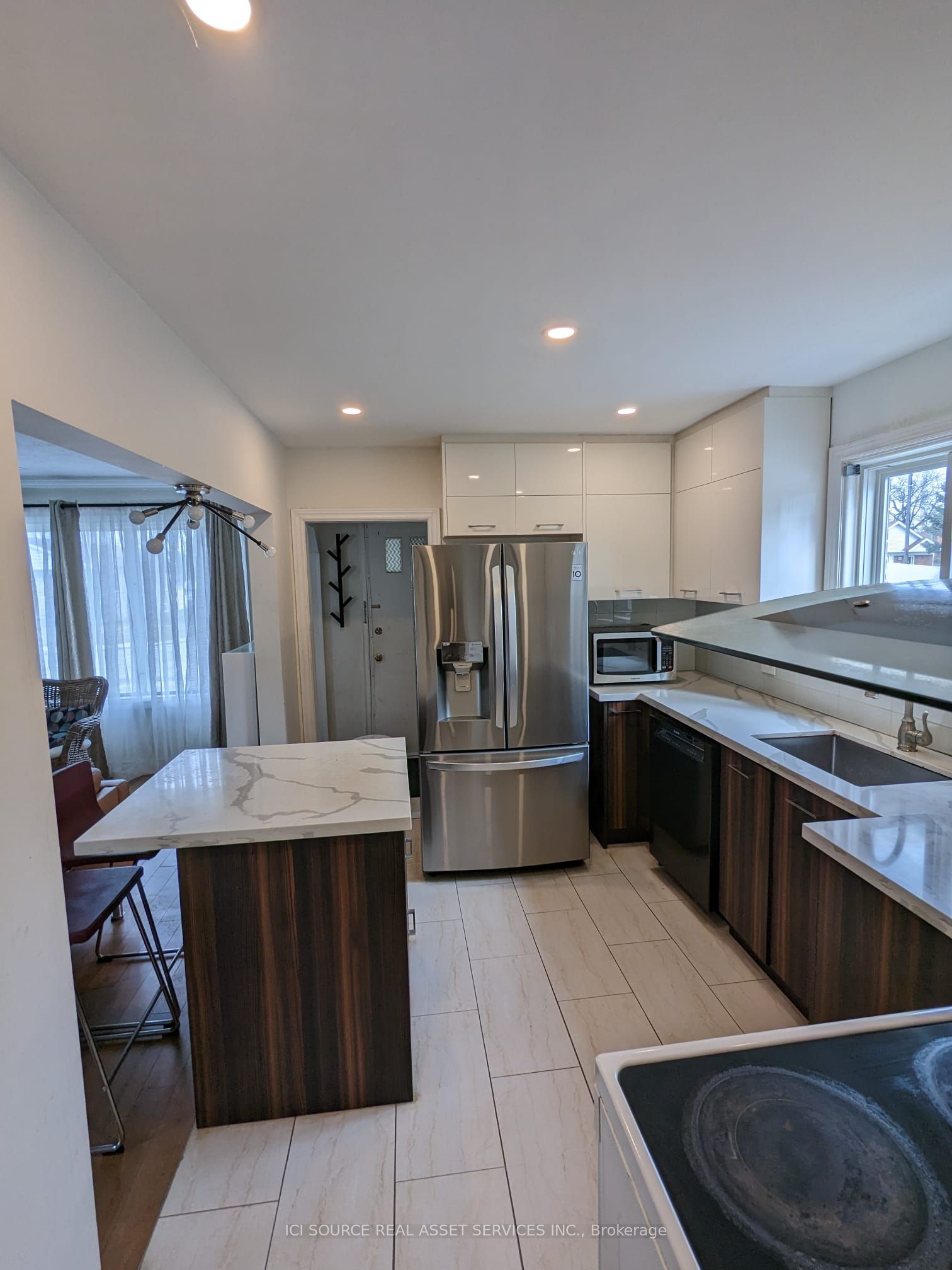 85 Ranstone Gardens Main Property Photo 3