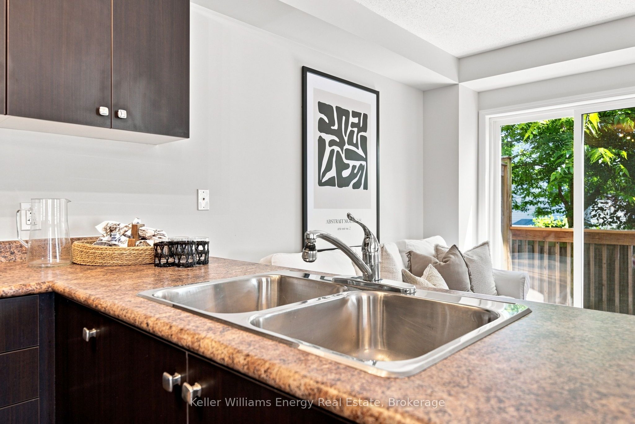 1280 Harmony Road N 25 Property Photo 13