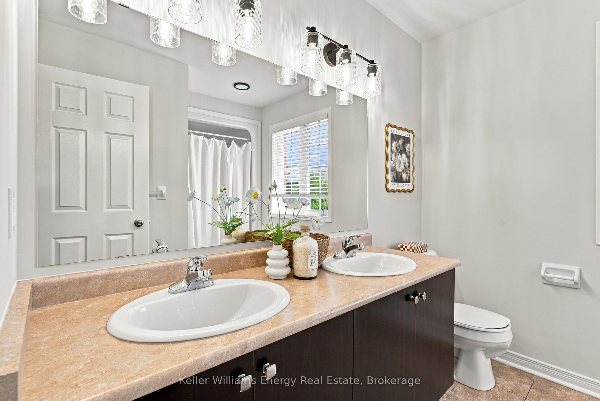 1280 Harmony Road N 25 Property Photo 32