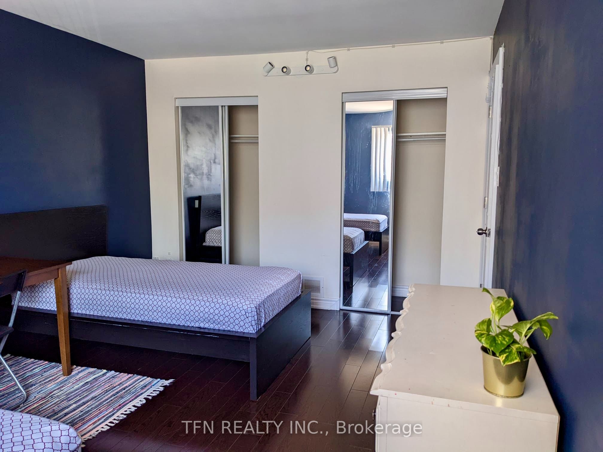 121 L'amoreaux Drive 67 Property Photo 5