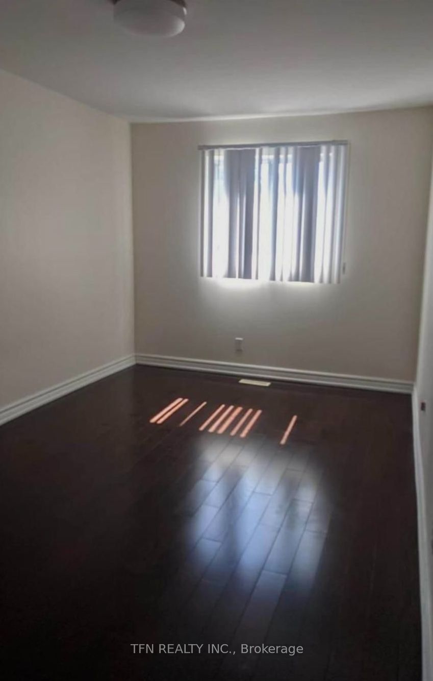 121 L'amoreaux Drive 67 Property Photo 12