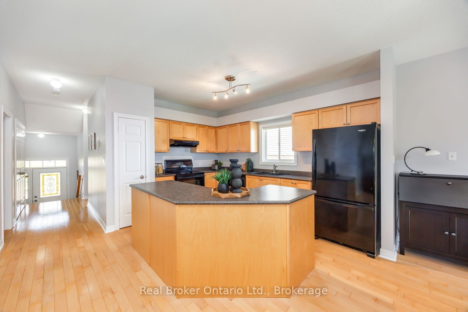35 Argent Street Property Photo 4