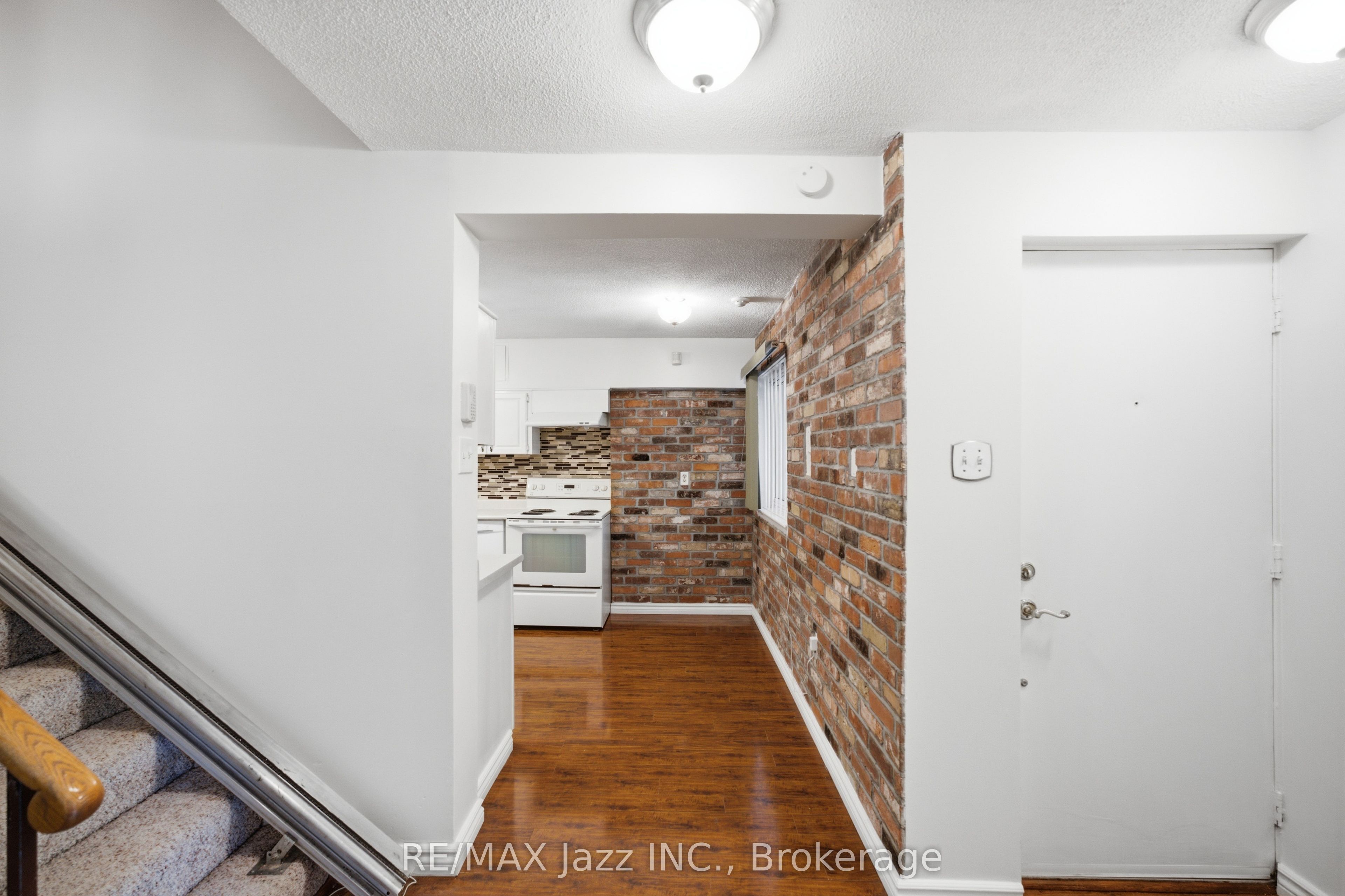 120 Ling Road 38 Property Photo 5