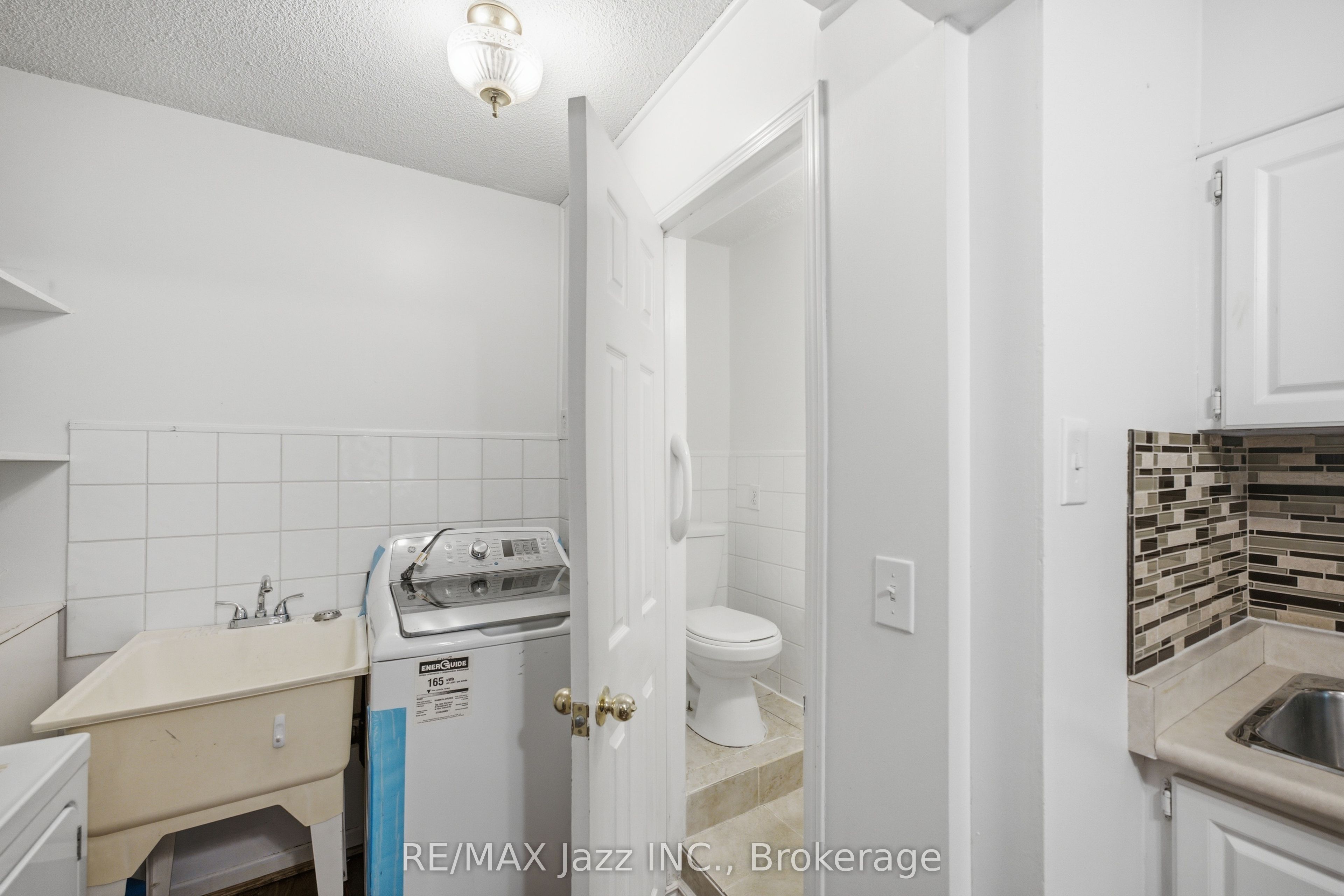 120 Ling Road 38 Property Photo 13
