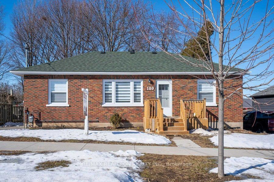 180 Hibbert Avenue Property Photo 1