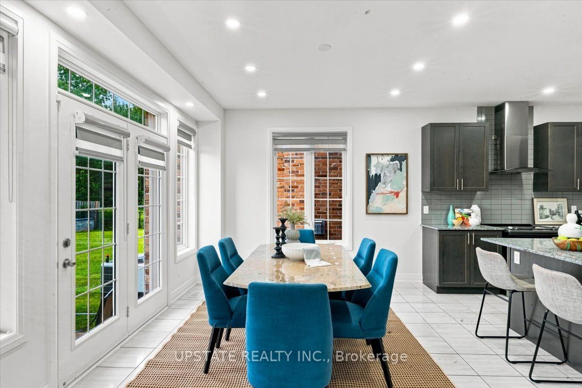 18 Blenheim Circle Property Photo 15