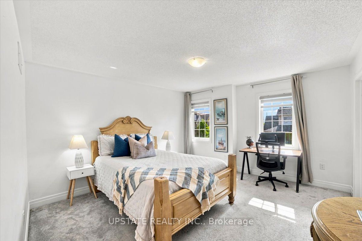 18 Blenheim Circle Property Photo 16