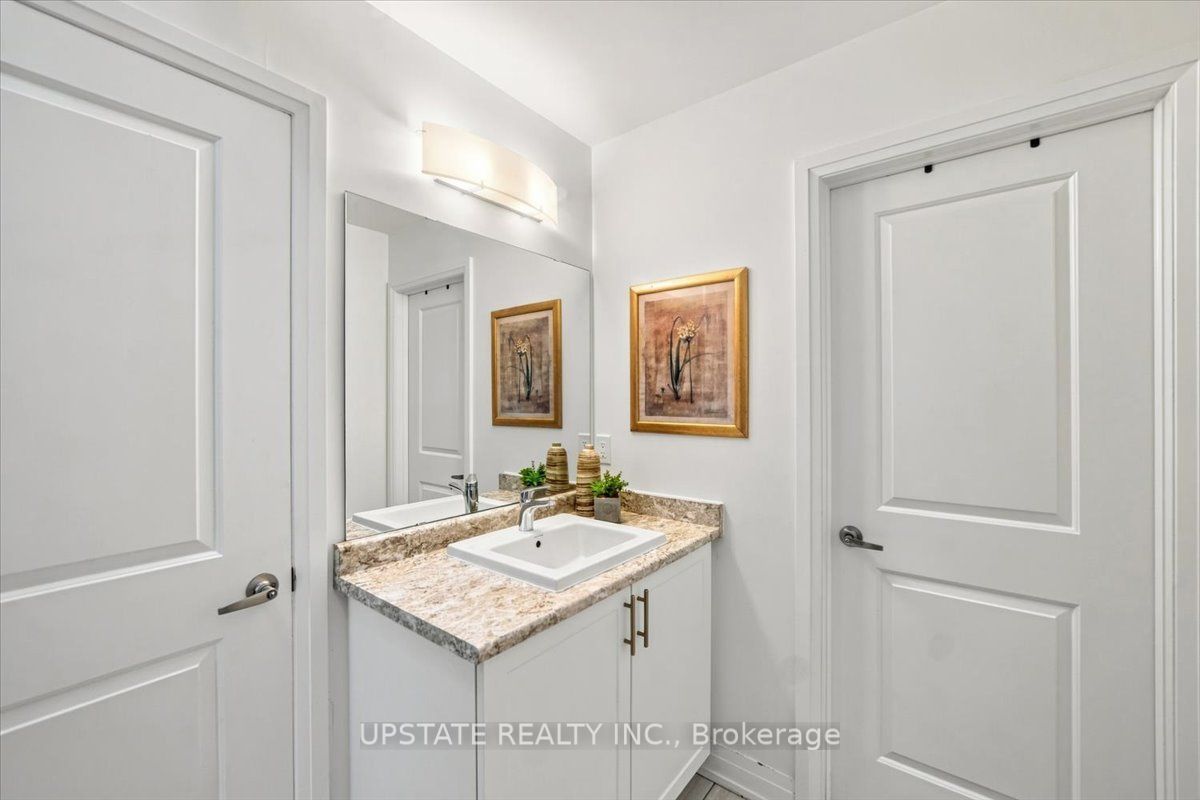 18 Blenheim Circle Property Photo 28