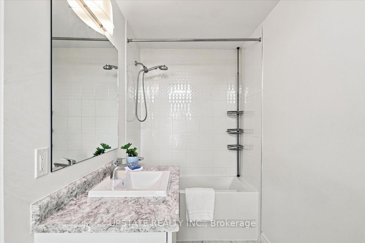 18 Blenheim Circle Property Photo 29