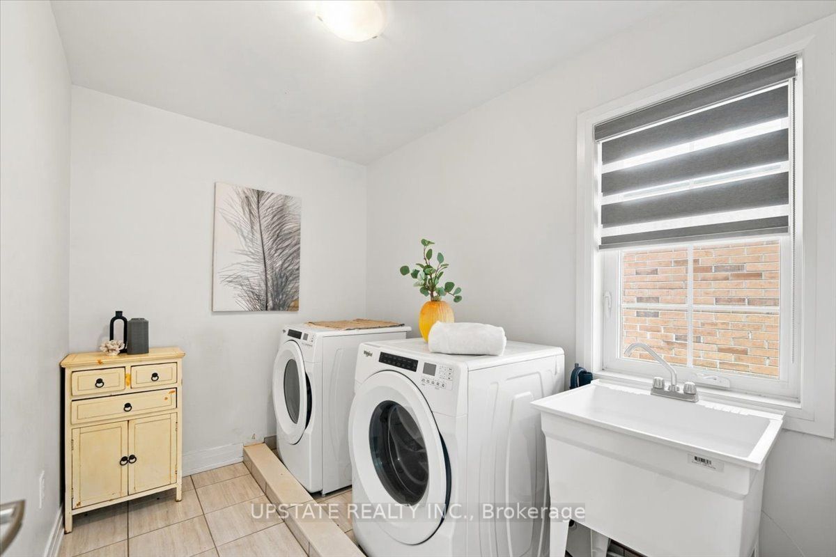 18 Blenheim Circle Property Photo 30