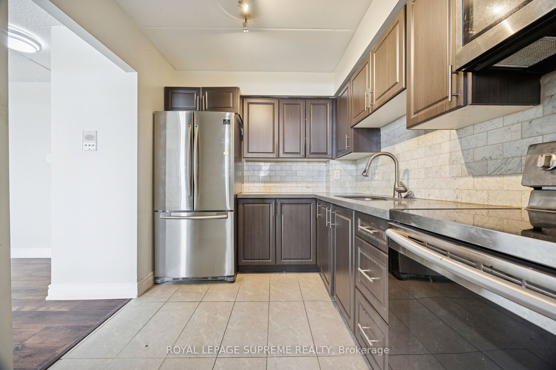 207 Galloway Road 704 Property Photo 3