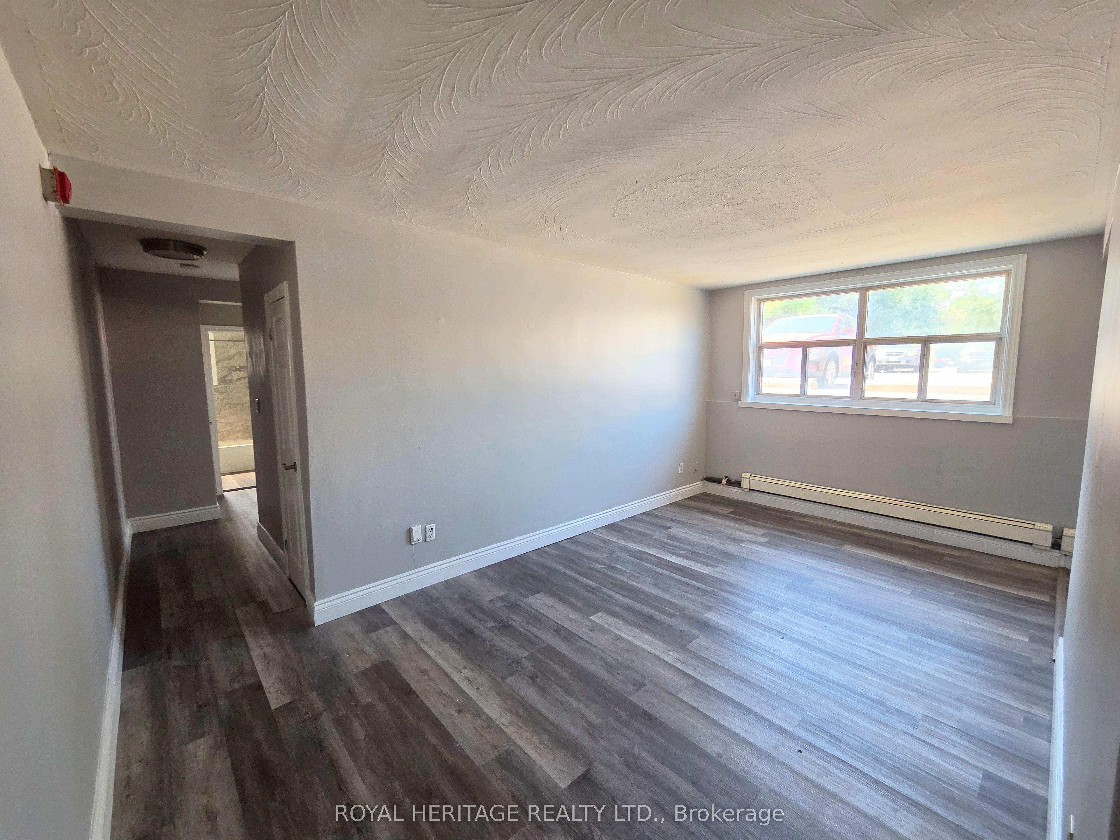 300 Montrave Avenue 4 Property Photo 5