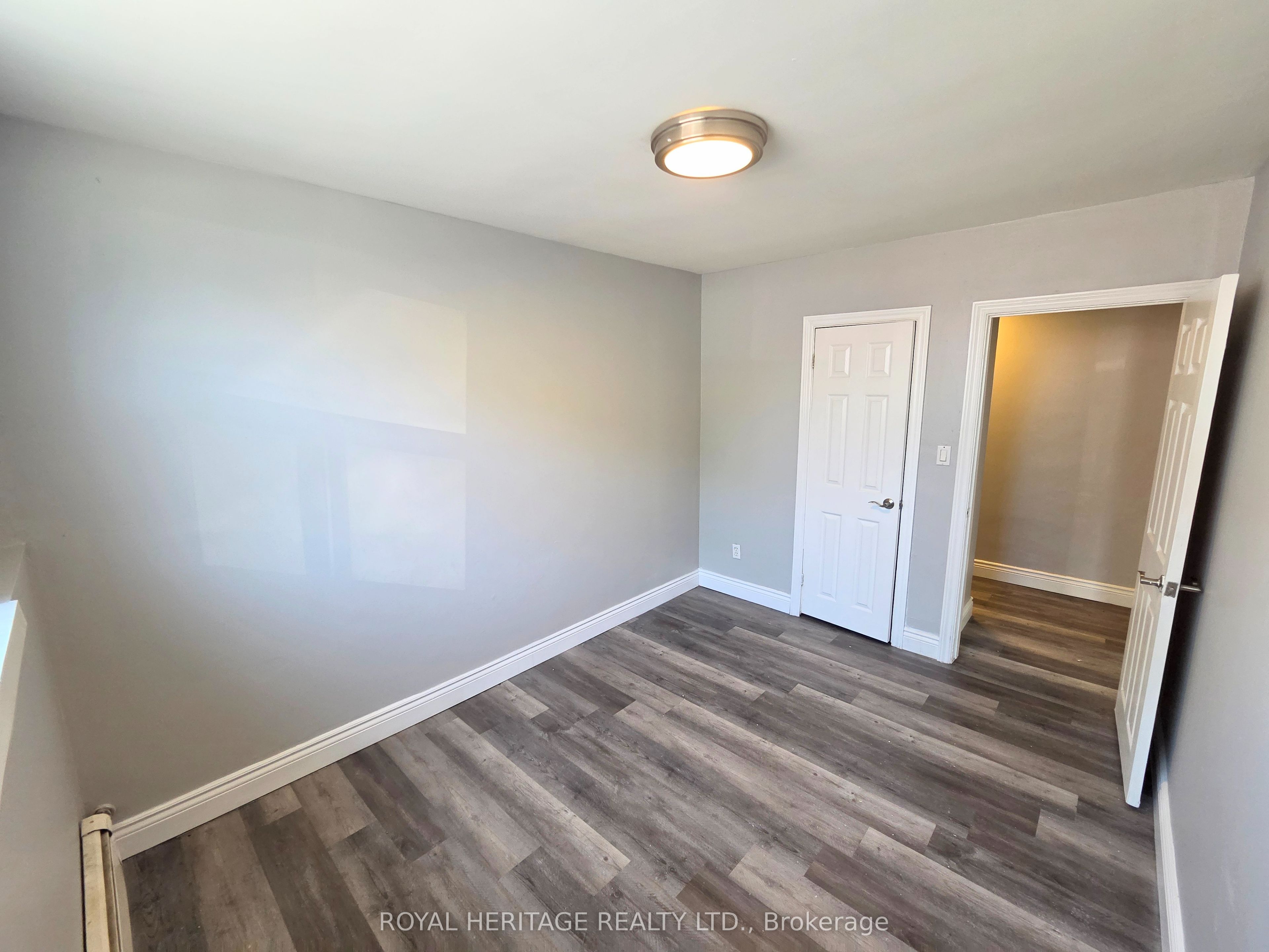 300 Montrave Avenue 4 Property Photo 12