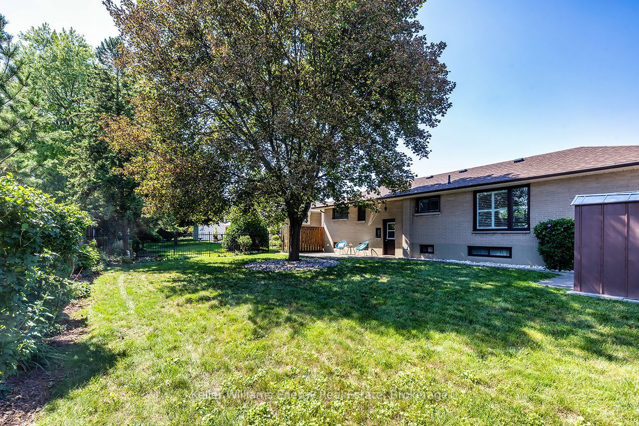 403 Rossmount Avenue Property Photo 37