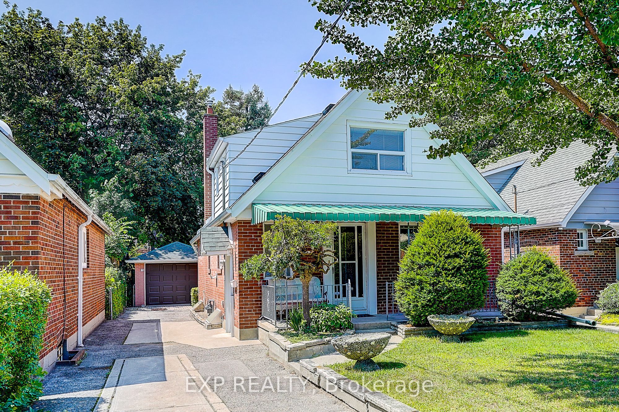 298 Glebemount Avenue