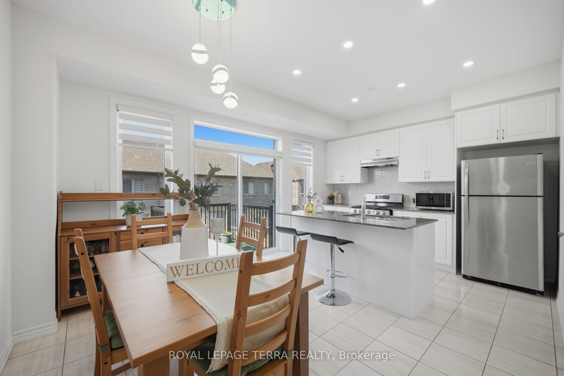 38 Hallmark Way Property Photo 5