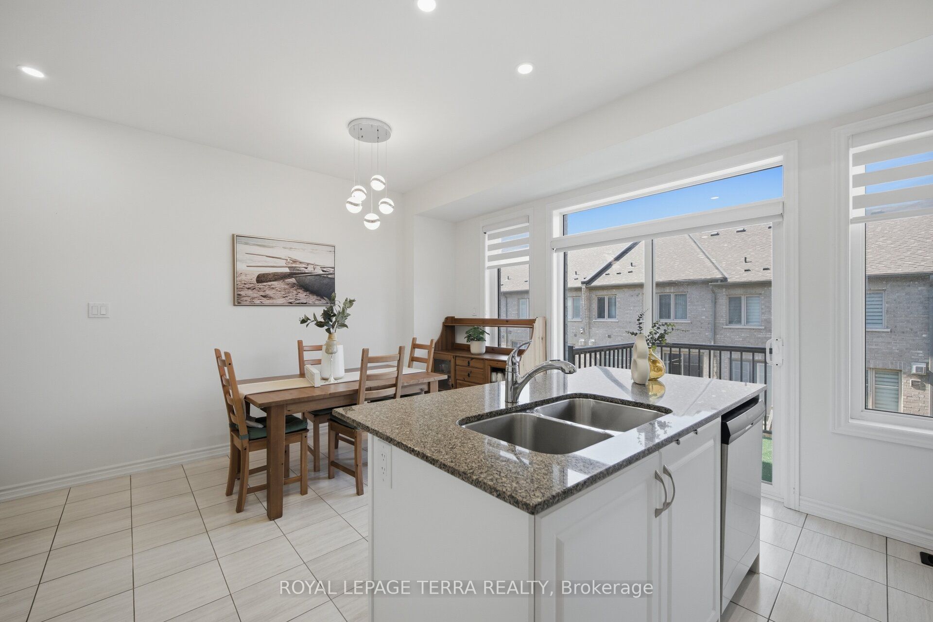 38 Hallmark Way Property Photo 11