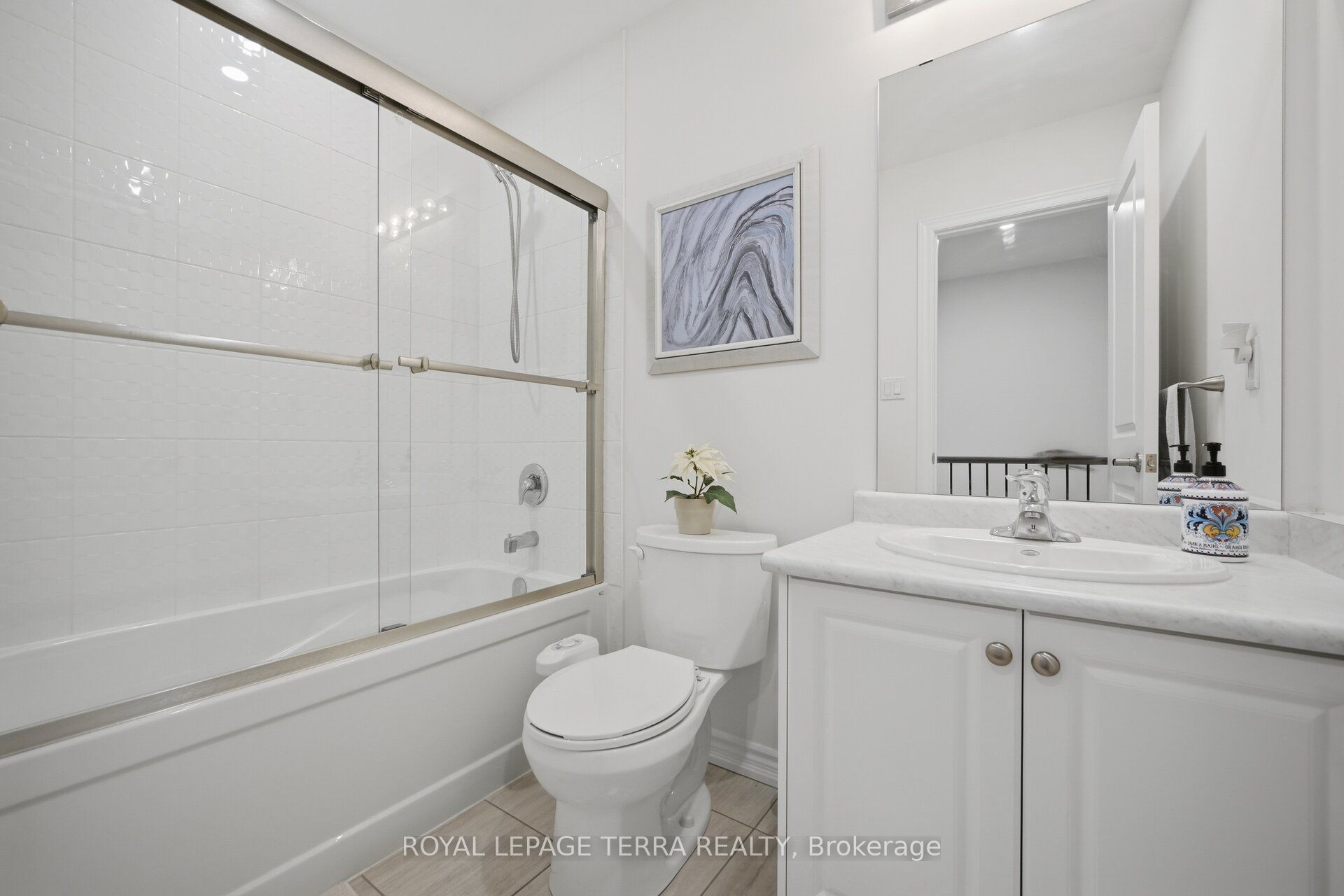 38 Hallmark Way Property Photo 25