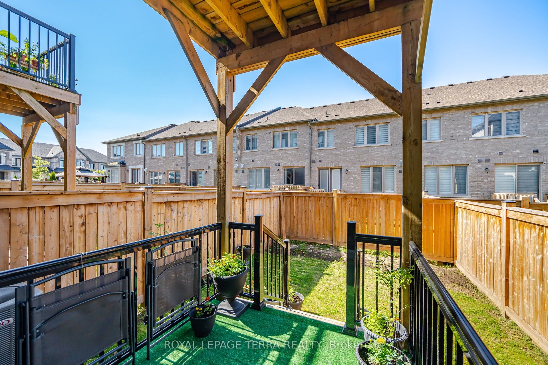 38 Hallmark Way Property Photo 33