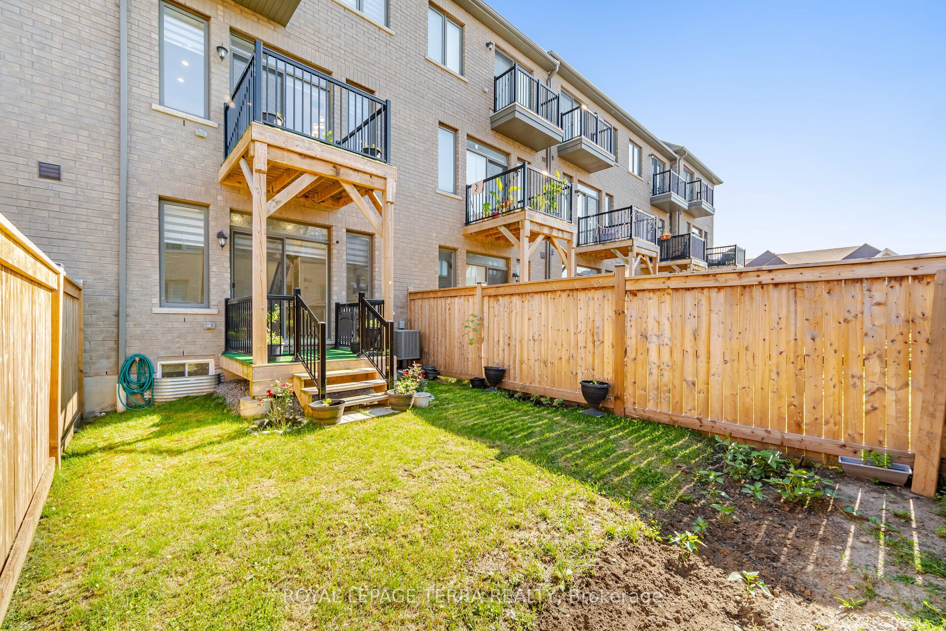 38 Hallmark Way Property Photo 37