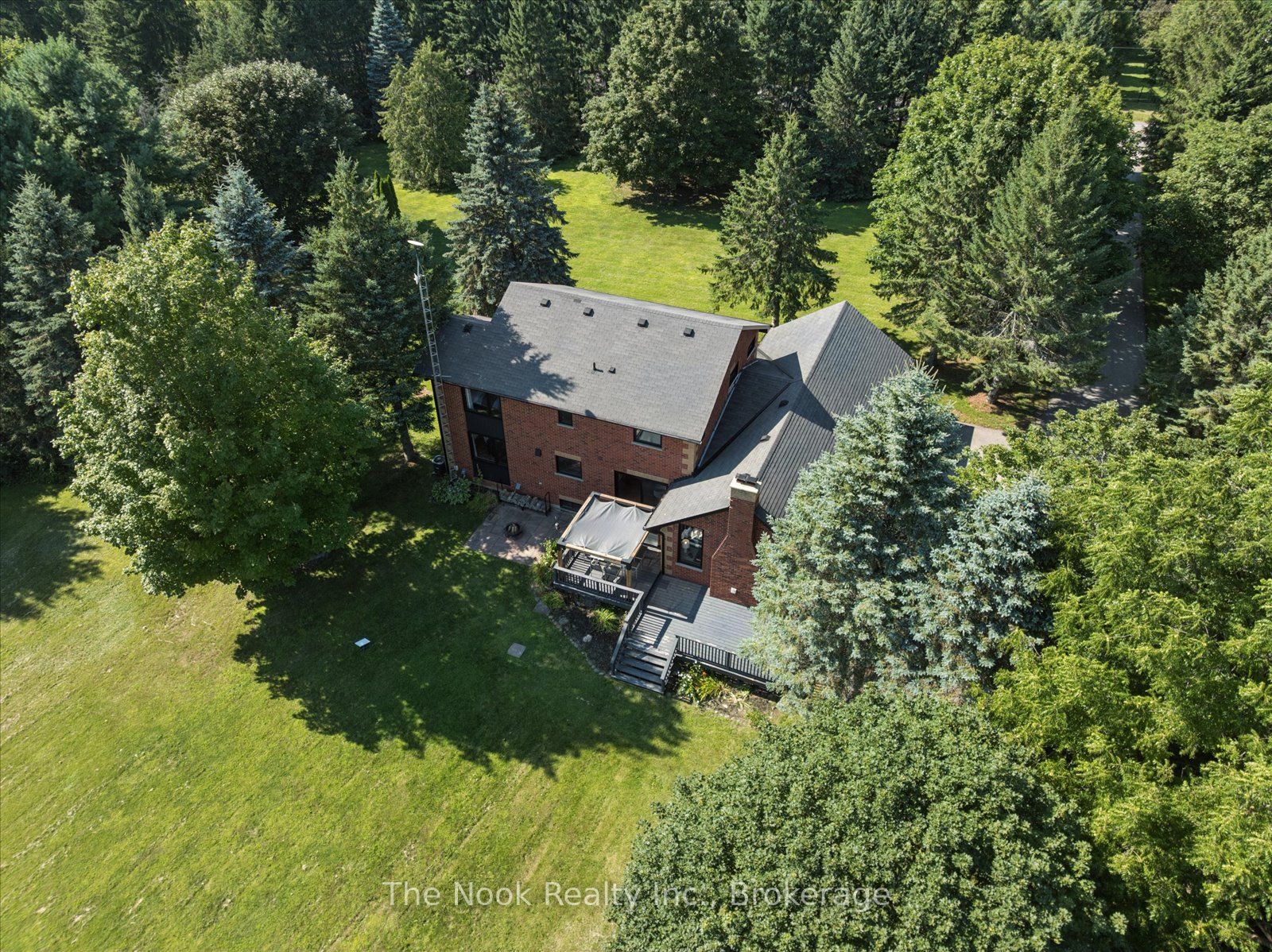 365 Townline Road W Property Photo 31