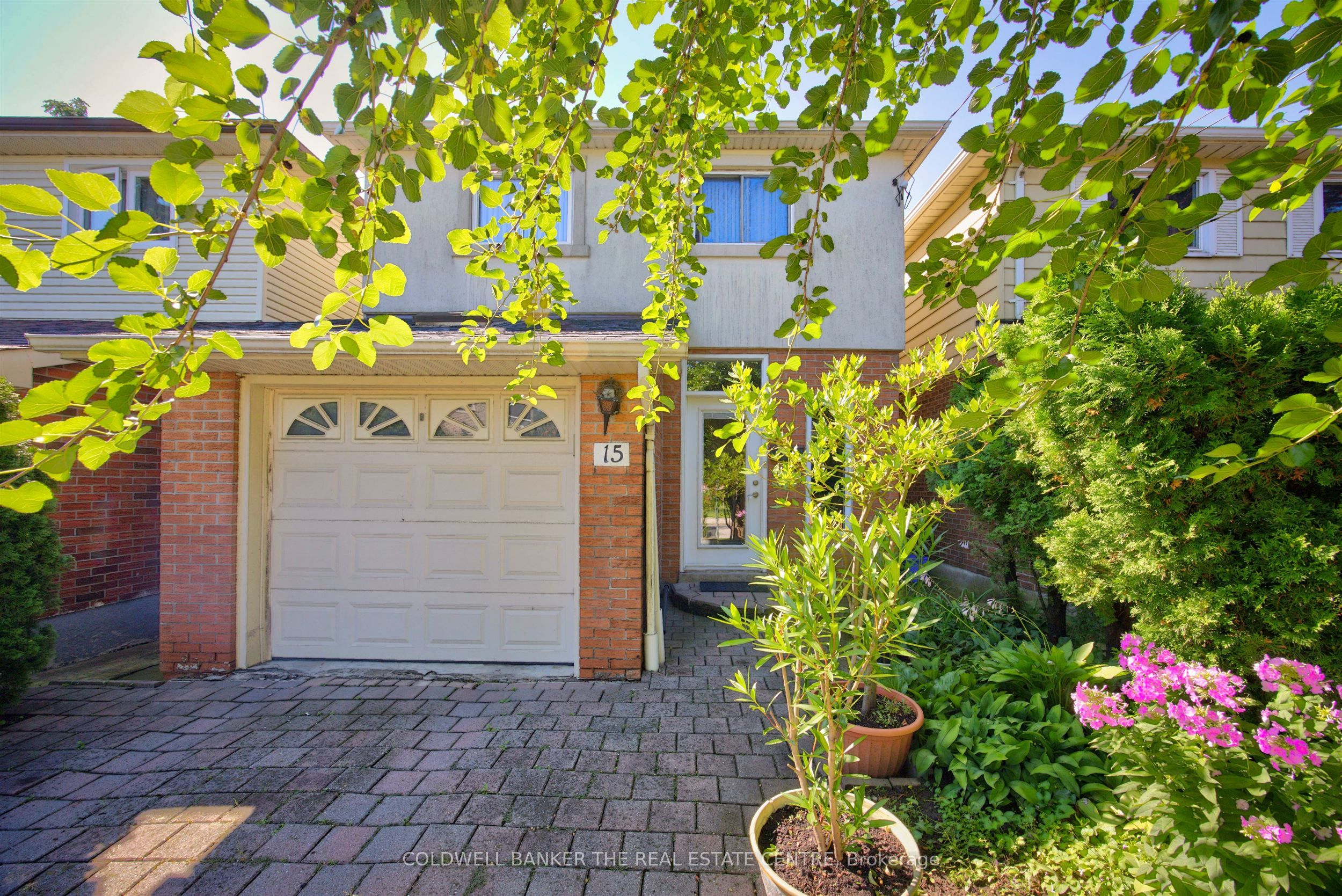 15 Craiglee Drive Property Photo 2